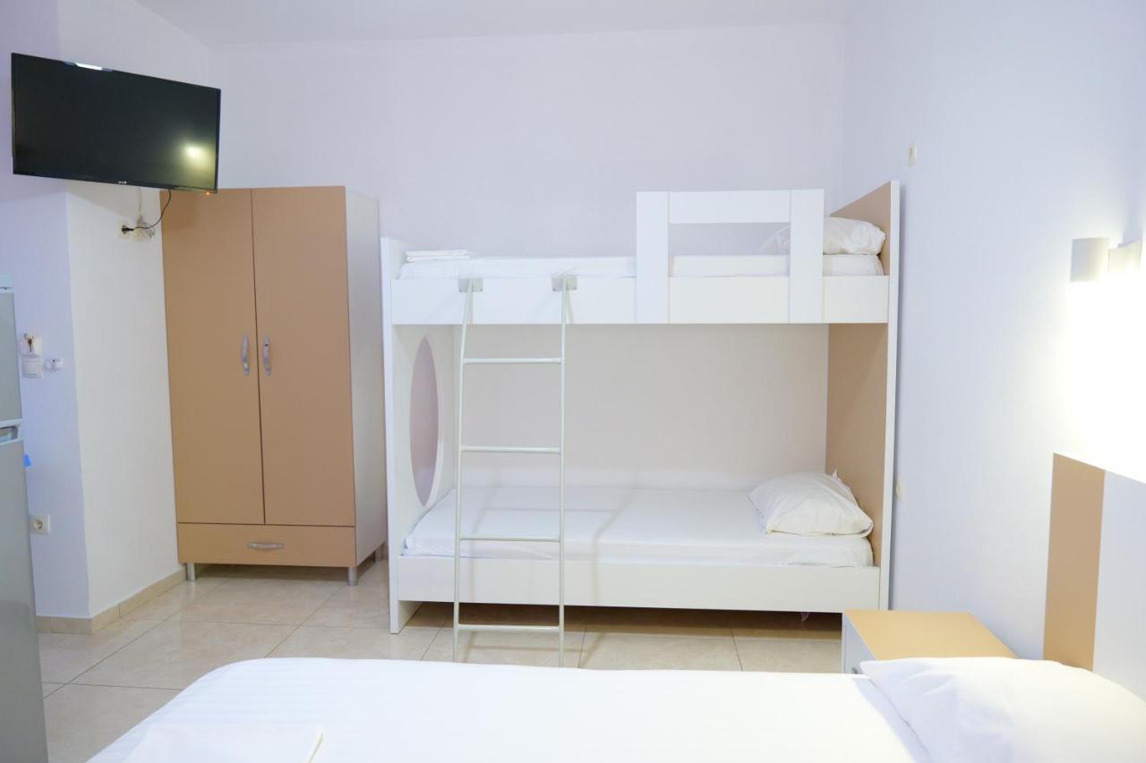 Vila Unique Aparthotel Ksamil Exterior photo